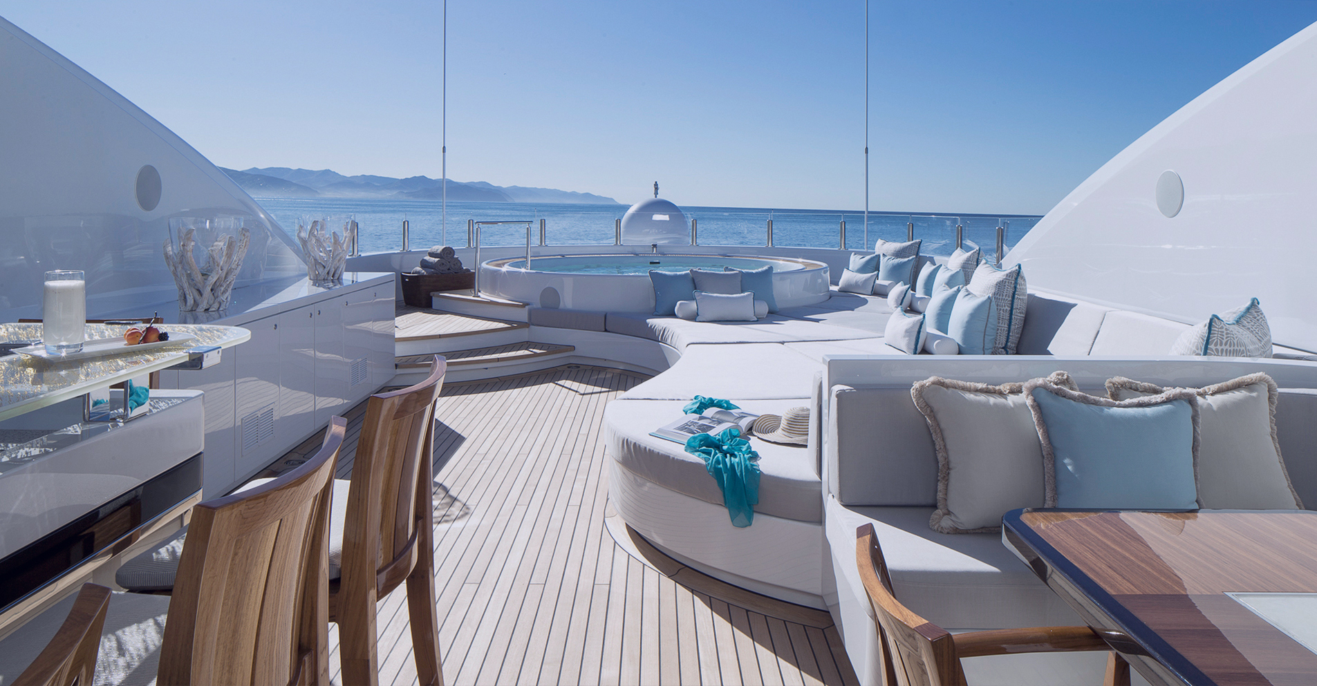 Turquoise Yacht Refit | Turquoise Boat Refit | Amico & Co