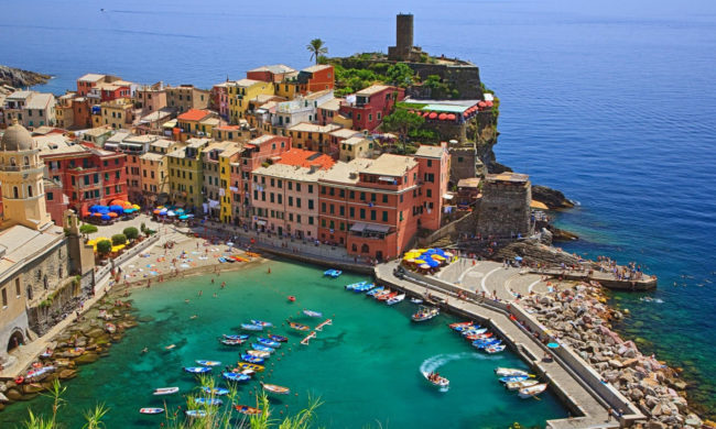 Crew Life in Genoa | Download Crew Guide | Amico & Co